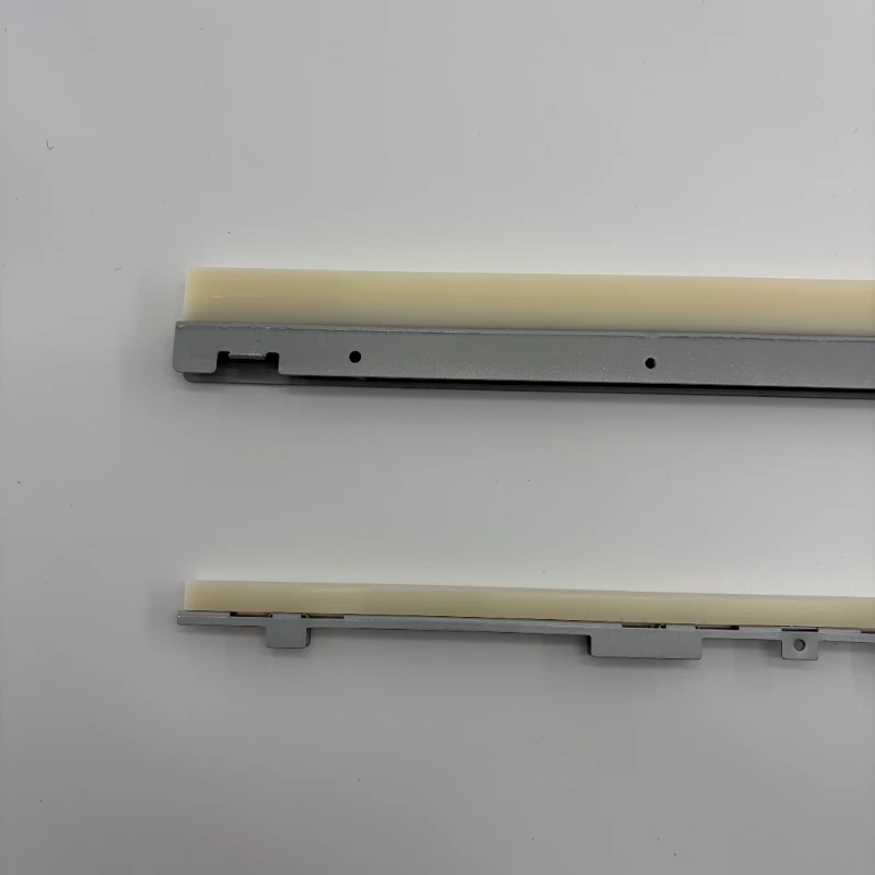ricoh pro c5100s c5110s c651ex c751ex fuser cleaning wax bar / lubricant pad assembly